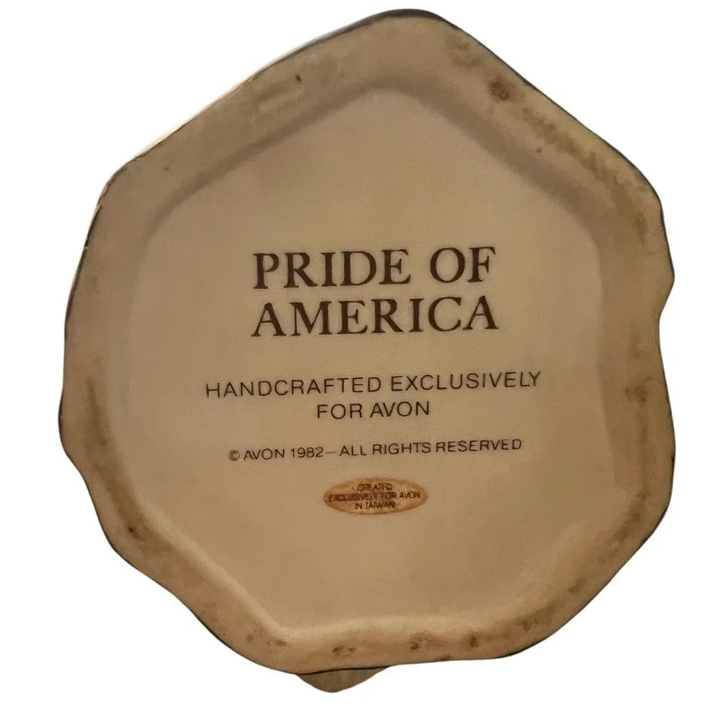 Vintage 1982 Avon Pride Of America Bald Eagle Figurine Handcrafted 7.5